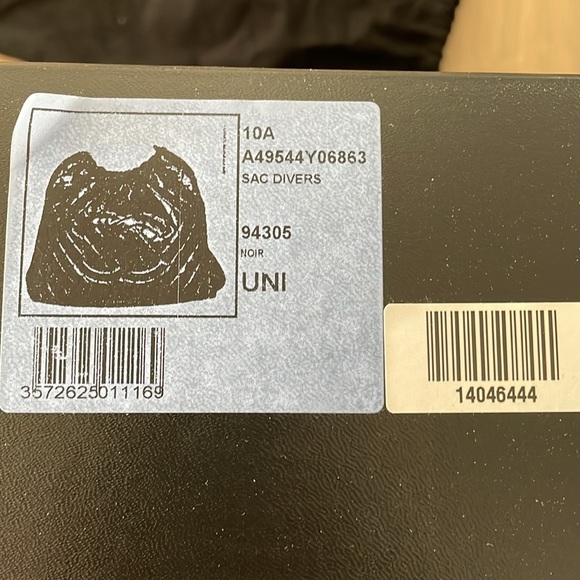 Chanel Shoulder Bag Quilted Caviar Leather woven in leather chain one strap - Picture 10 of 16